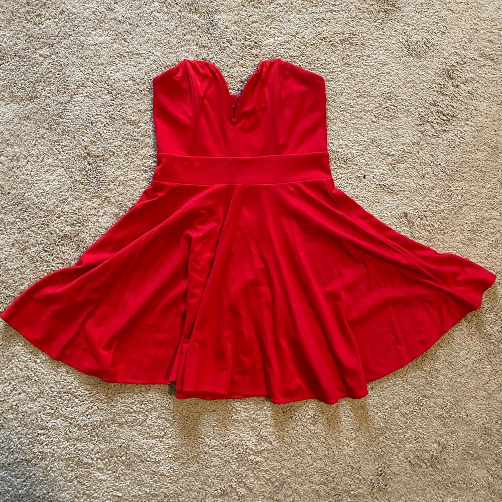 TFNC LONDON red strapless dress